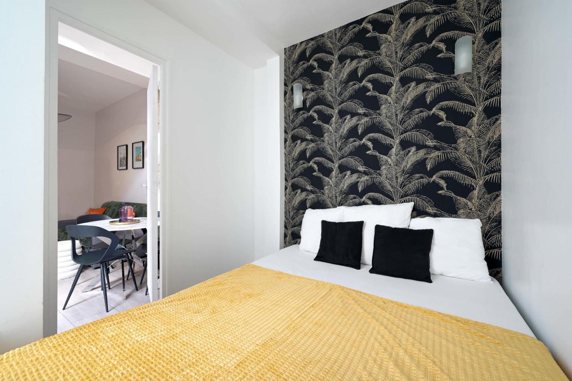 Апартаменты 2 Bed Modern Fully Furnish Flat,Close To Buttes Chaumon Park Париж Экстерьер фото